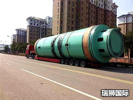 冷藏集裝箱、敞頂集裝箱、框架集裝箱、罐式集裝箱、汽車集裝箱、掛衣箱